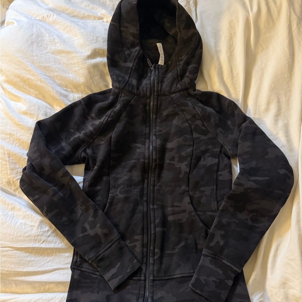 Lululemon Athletica Scuba Zip Up Camo Hoodie